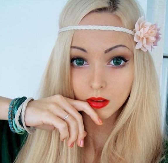 Oyuncak değil Orijinal Barbie