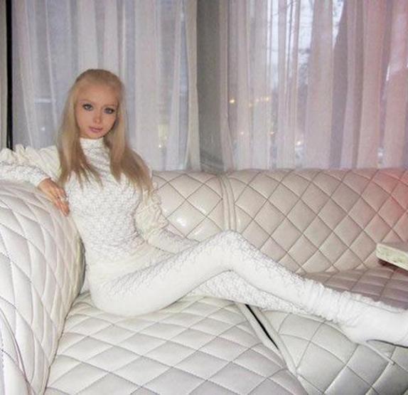 Oyuncak değil Orijinal Barbie