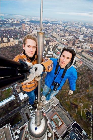 Fotoğraf çekmek için çok ters zamanları seçmiş 35 kişi