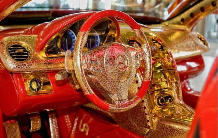 10 milyon dolarlık altın kaplama Mercedes