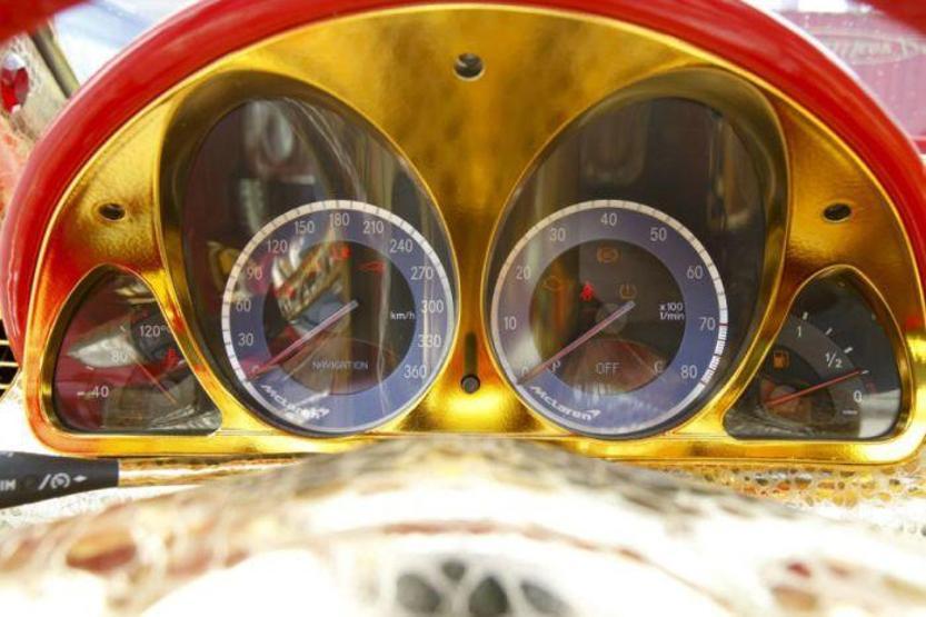 10 milyon dolarlık altın kaplama Mercedes