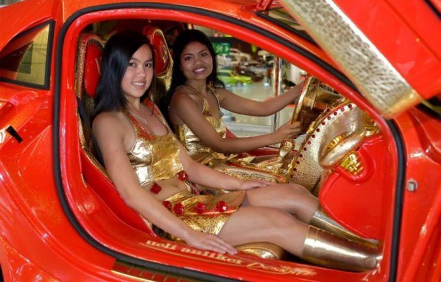 10 milyon dolarlık altın kaplama Mercedes