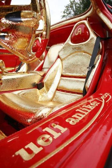 10 milyon dolarlık altın kaplama Mercedes