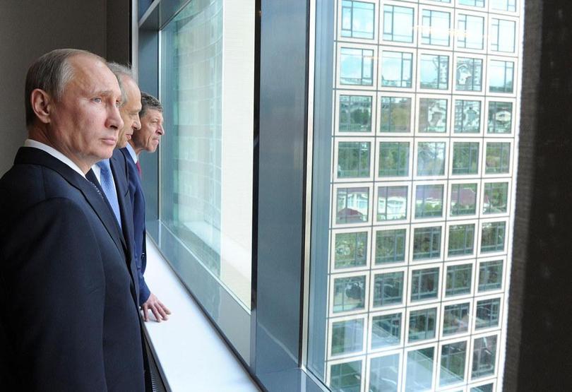 Putin nereye bakıyor
