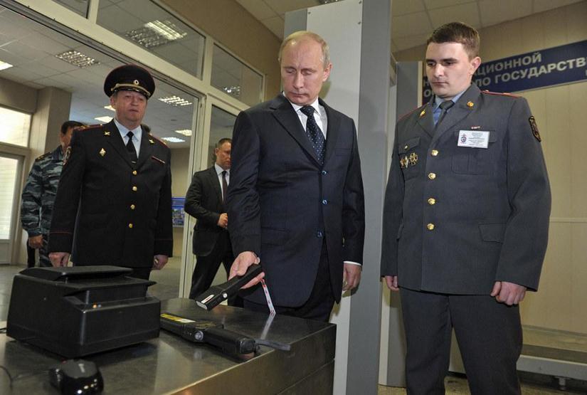 Putin nereye bakıyor
