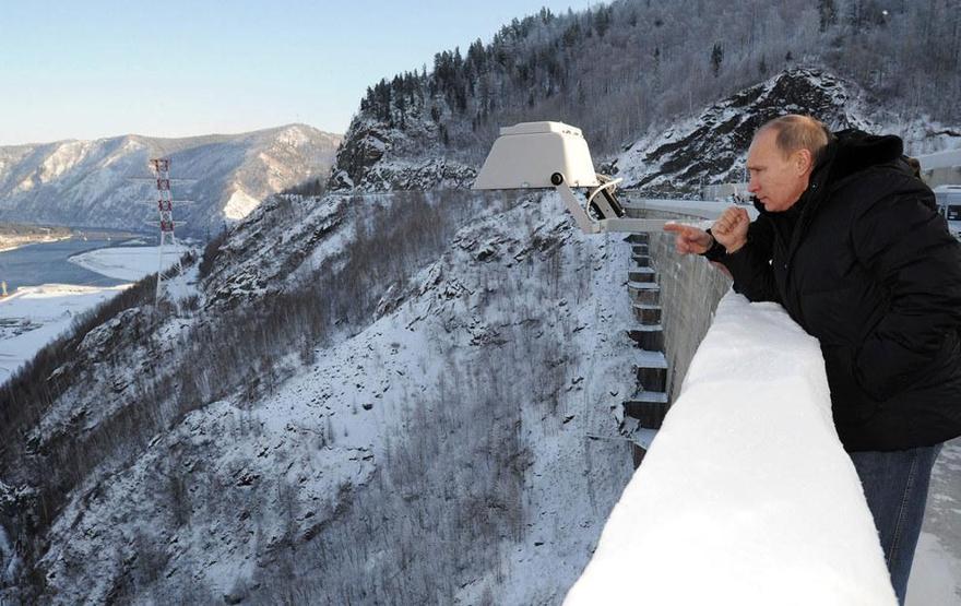 Putin nereye bakıyor