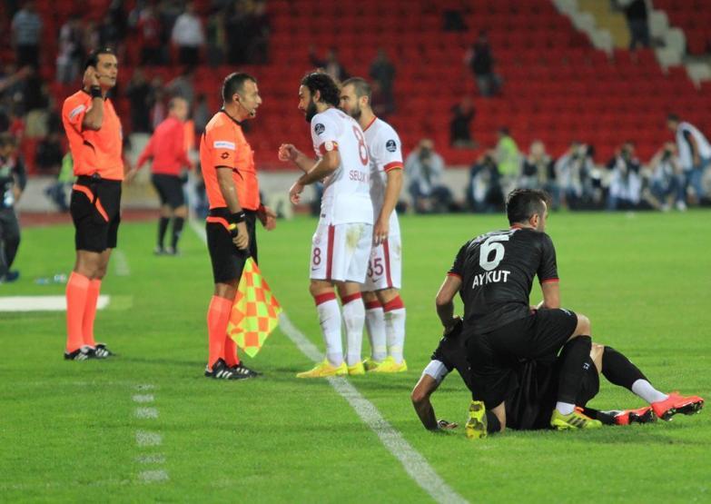 Balıkesirspor - Galatasaray maçından çarpıcı kareler