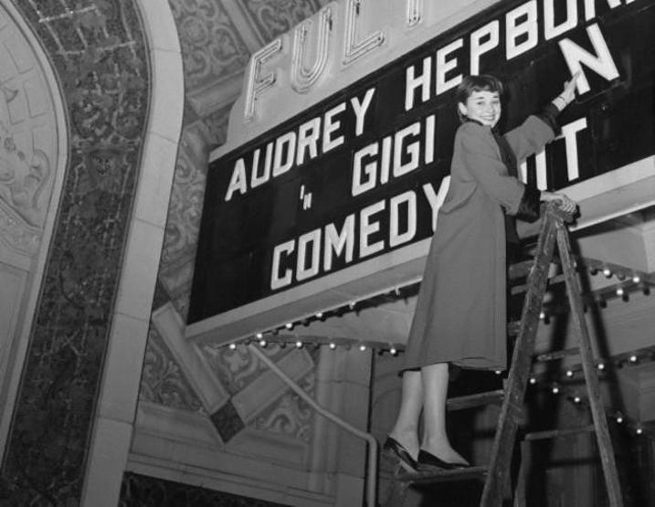 Audrey Hepburnü hiç böyle görmediniz
