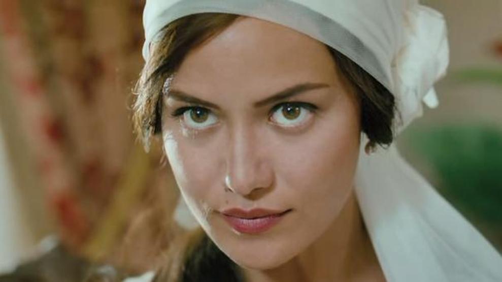 Fahriye Evcen de kurtaramadı