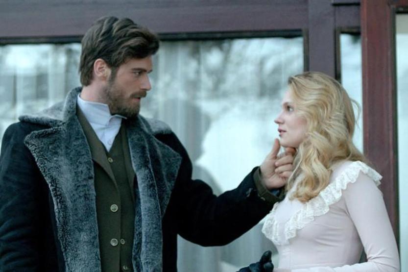 Fahriye Evcen de kurtaramadı