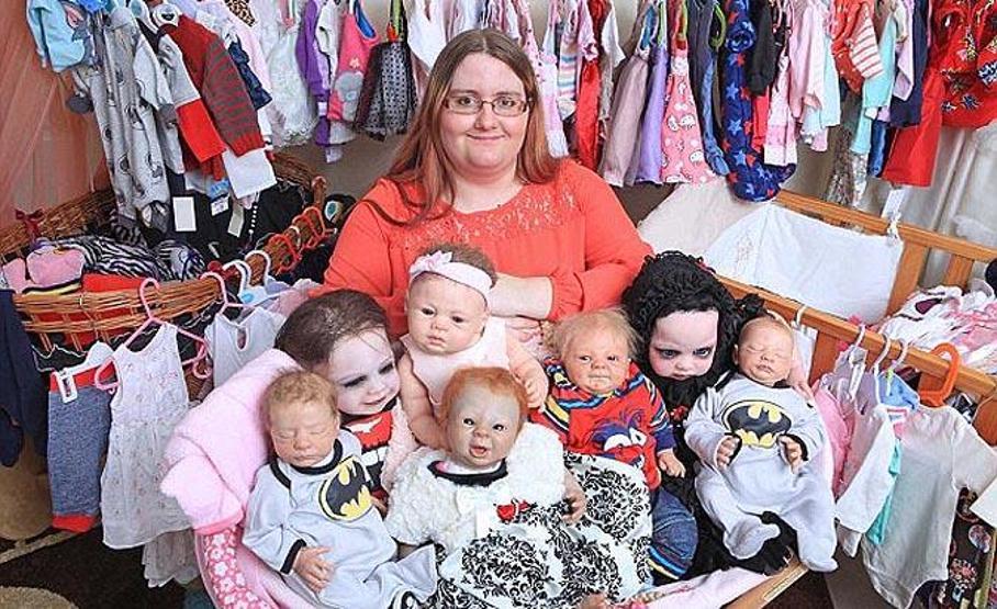 Oyuncak bebekleri için 73 bin TL harcıyor