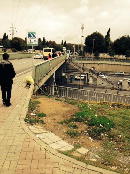 İstanbulluları korkutan üst geçit korkulukları