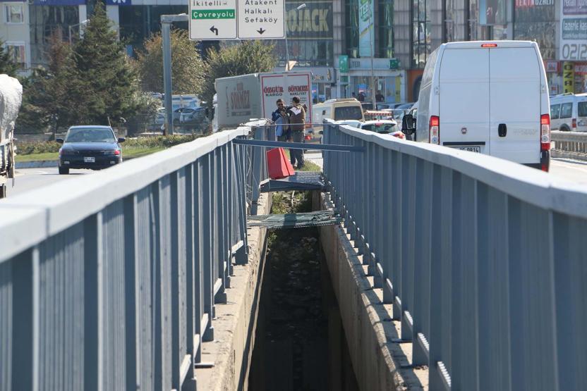 İstanbulluları korkutan üst geçit korkulukları