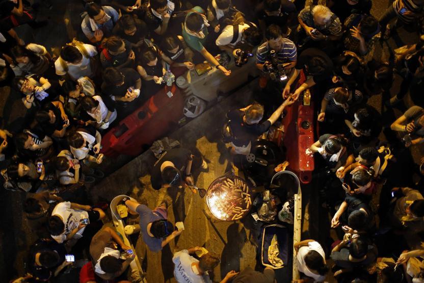 Hong Kongta isyan sürüyor
