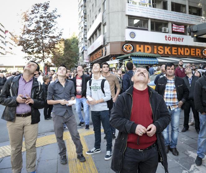 Hz. İsa figürlü afişle Ankarayı kilitledi