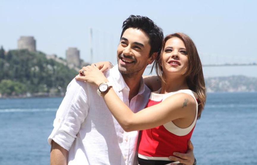 Instagram fotoğrafı Selen Seyveni işinden etti