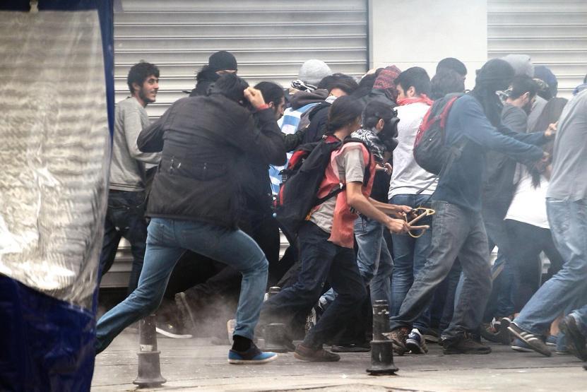 Kadıköydeki Kobani eylemine polis müdahalesi
