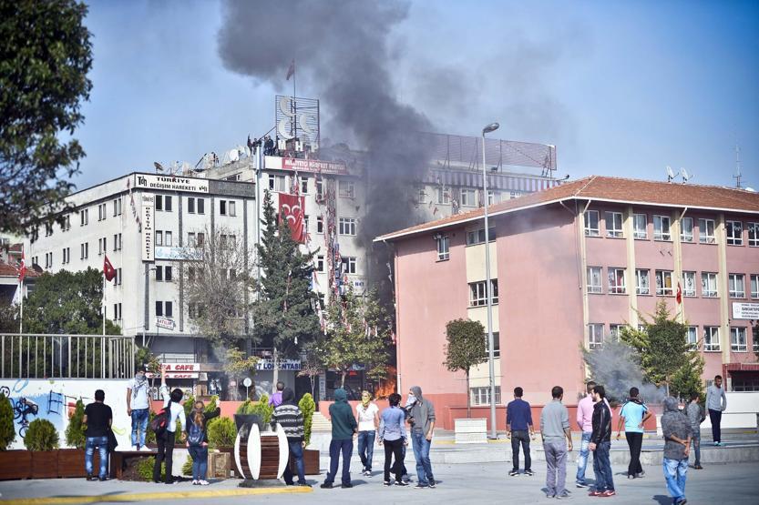İstanbul ve yurttaki Kobani eylemlerinden kareler