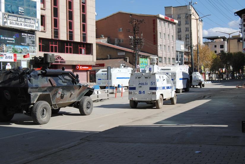 İstanbul ve yurttaki Kobani eylemlerinden kareler