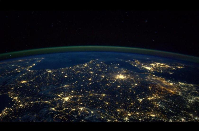 Astronotun kamerasından Dünya...