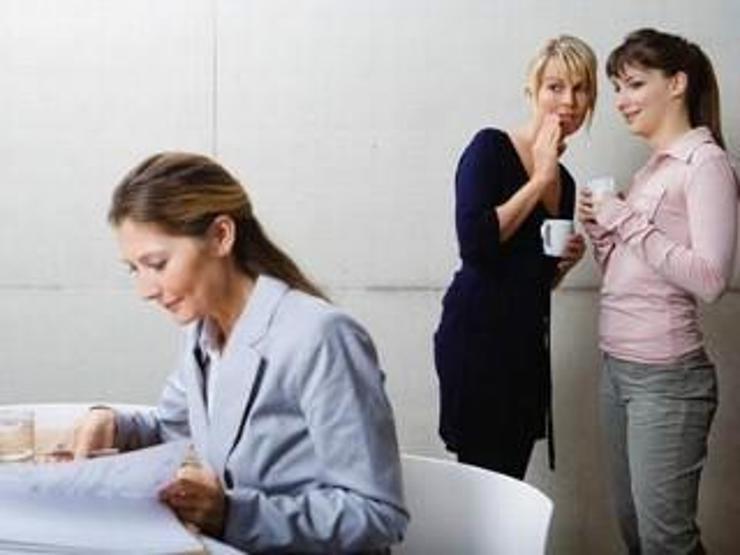 Ofis dedikodularına konu olduysanız ne yapmalısınız