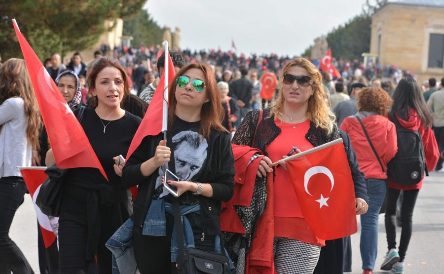 Anıtkabire ziyaretçi akını