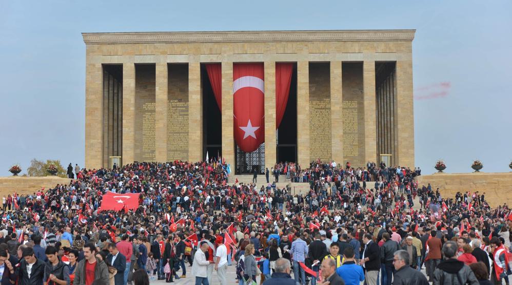 Anıtkabire ziyaretçi akını