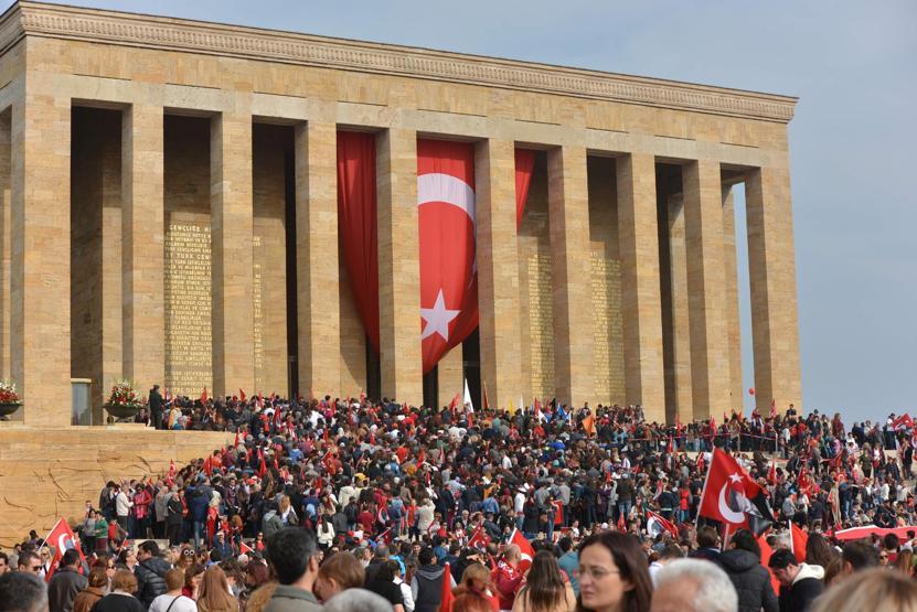 Anıtkabire ziyaretçi akını