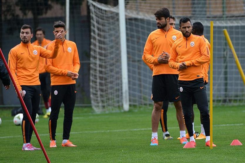 Galatasarayda feda zamanı