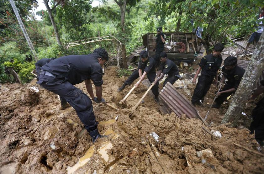 Sri Lankada facia: 10 ölü 250 kayıp