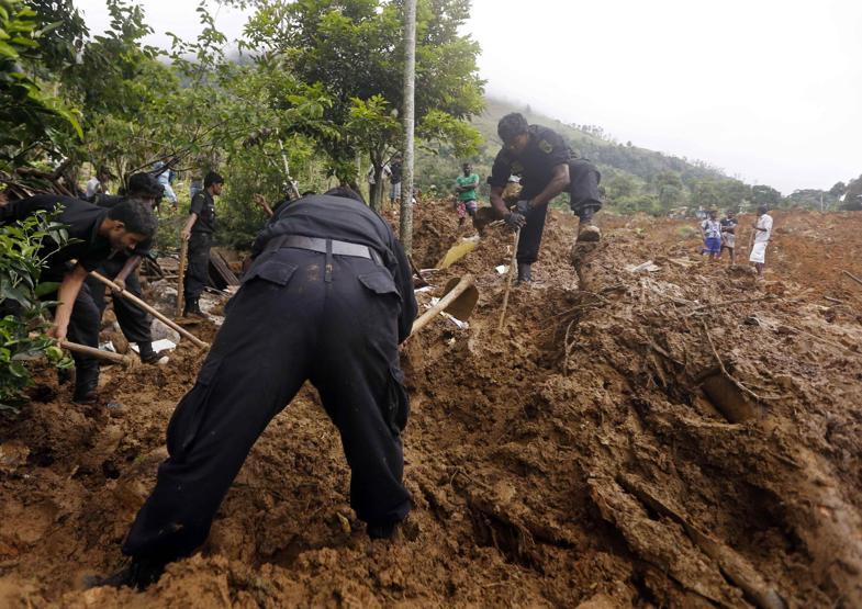Sri Lankada facia: 10 ölü 250 kayıp