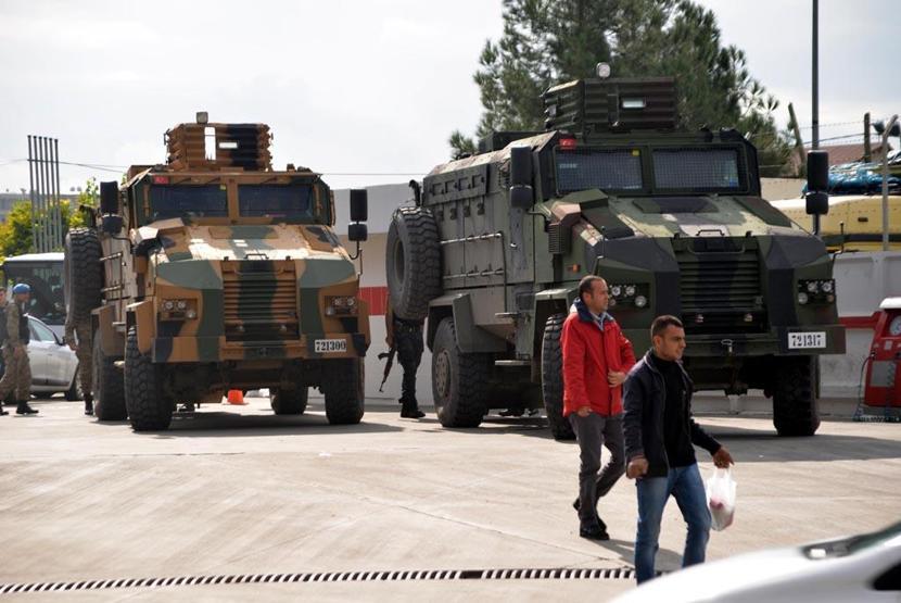 1 Kasım Kobani yürüyüşü, Diyarbakırda asker sokağa indi