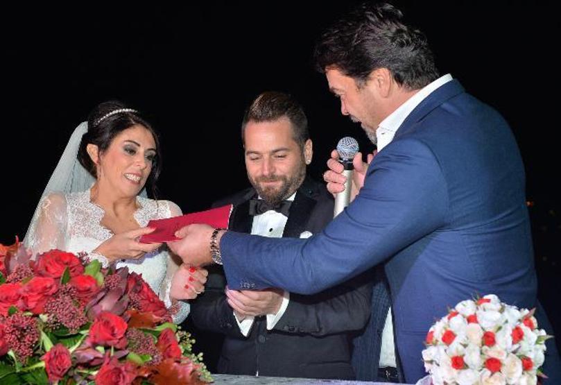 Beyazıt Öztürk nikah şahidi oldu