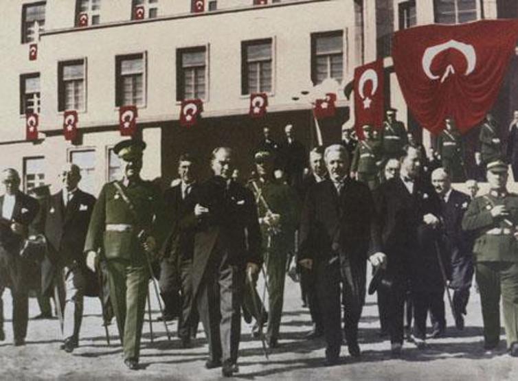Atatürkün en çok sevdiği şarkılar