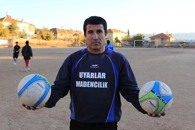 Ermenekin tek takımında primler elma ve buğdayla ödeniyor