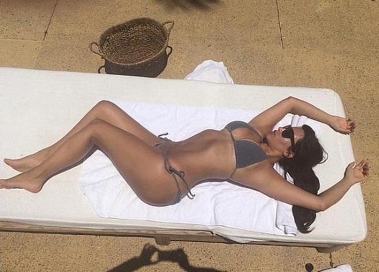 Kim Kardashianın bu pozu çok konuşulacak