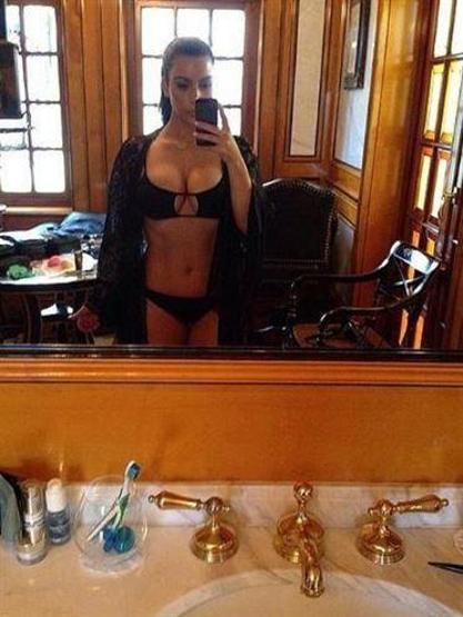 Kim Kardashianın bu pozu çok konuşulacak