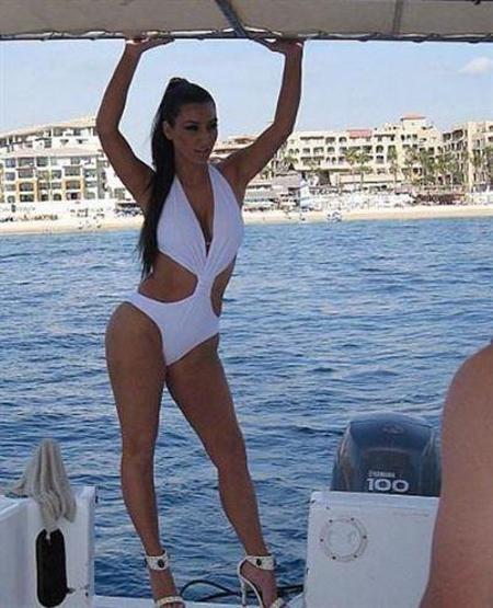Kim Kardashianın bu pozu çok konuşulacak