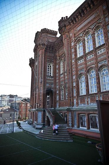 Fener Rum Lisesi 560 yaşında