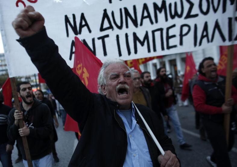 Atina sokakları karıştı...