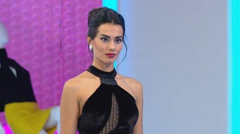 Nur Bozar kimdir