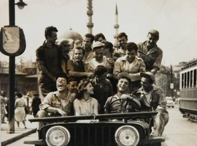 İşte Benim Zeki Müren sergisi açıldı