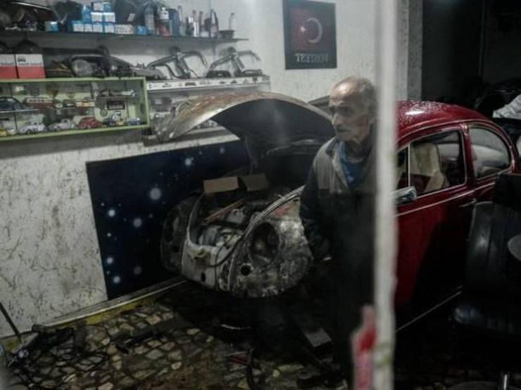Vosvostan başka hiçbir aracı tamir etmiyor.