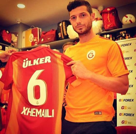 Dzemailinin eşinin konuşmaları dinlemeye takıldı