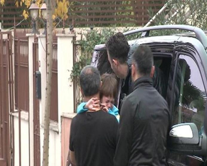 Cem Yılmazı eski eşi sakinleştirdi