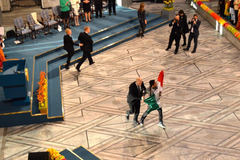 Nobel töreninde şok