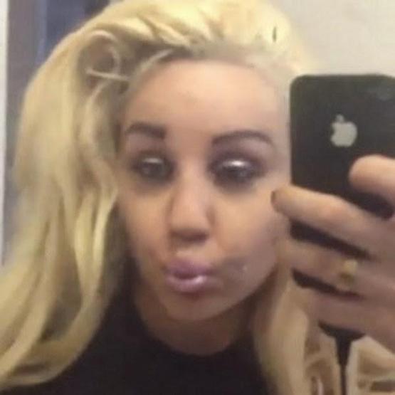 Akşamdan kalma selfieyle rezil olmaya son