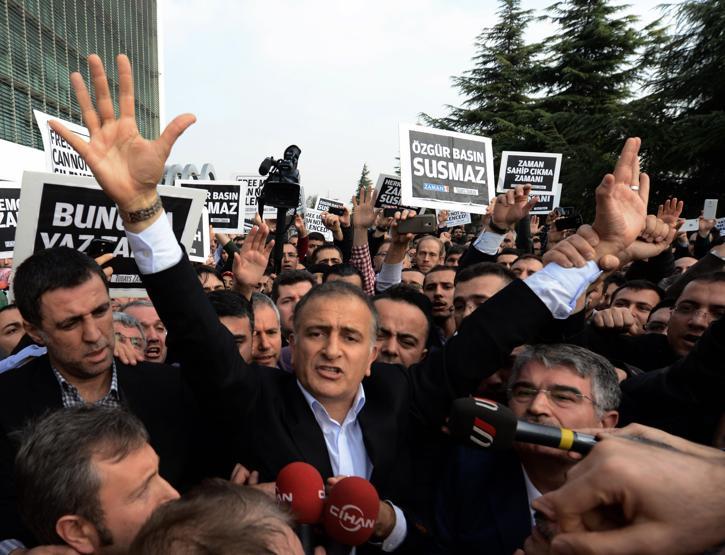 Ekrem Dumanlı böyle gözaltına alındı
