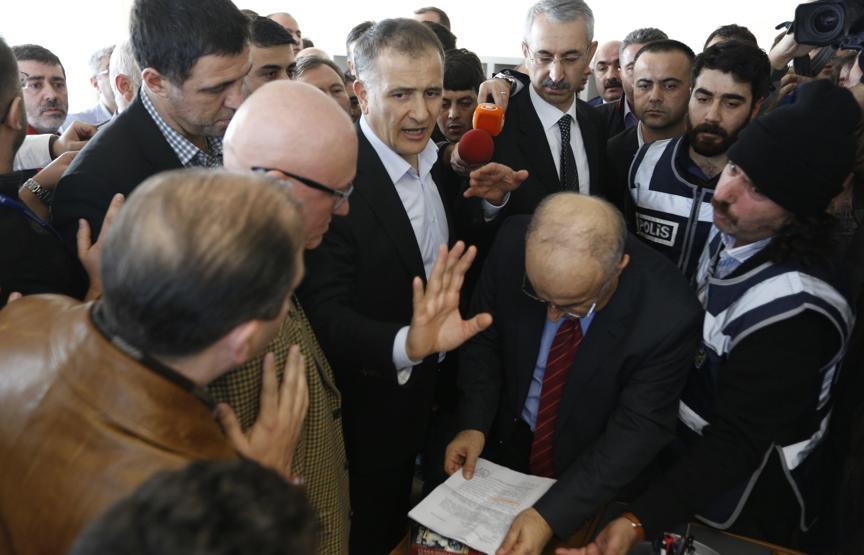 Ekrem Dumanlı böyle gözaltına alındı