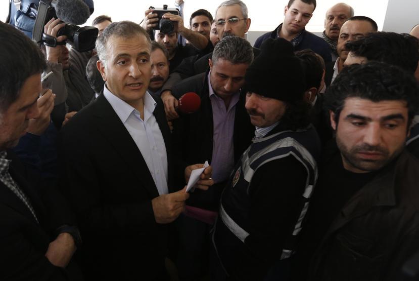 Ekrem Dumanlı böyle gözaltına alındı